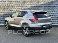2022 Volvo XC40