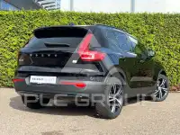 2022 Volvo XC40