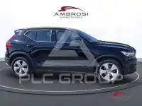 2022 Volvo XC40