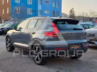 2022 Volvo XC40