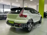 2022 Volvo XC40