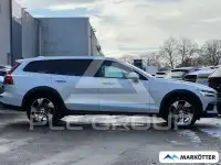 2022 Volvo V60