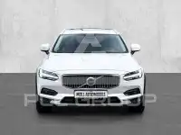 2022 Volvo V90