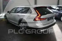 2022 Volvo V90