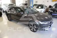 2022 Volvo V90
