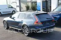 2022 Volvo V90