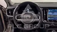 2022 Volvo V90