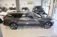 2022 Volvo V90