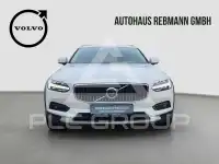 2022 Volvo V90