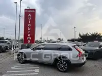 2022 Volvo V90