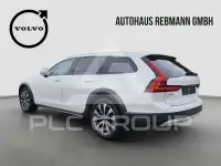 2022 Volvo V90