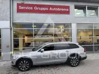 2022 Volvo V90