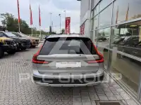 2022 Volvo V90