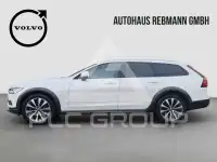 2022 Volvo V90