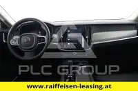 2022 Volvo V90