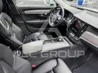 2022 Volvo V90