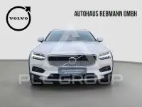 2022 Volvo V90