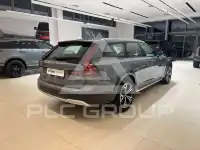 2022 Volvo V90