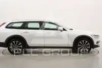 2022 Volvo V90