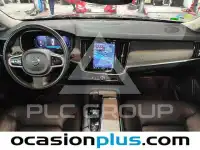 2022 Volvo V90
