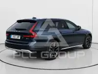 2022 Volvo V90