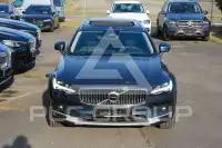 2022 Volvo V90