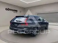 2022 Volvo V90
