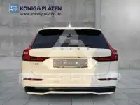 2022 Volvo V60