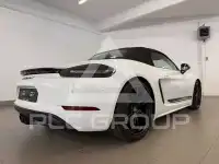 2022 Porsche 718