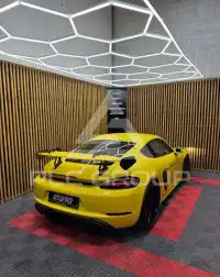 2022 Porsche 718
