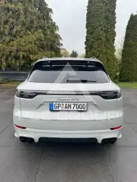 2022 Porsche Cayenne