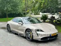 2022 Porsche Taycan