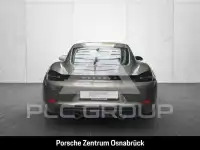 2022 Porsche Cayman
