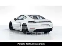 2022 Porsche Cayman