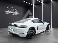 2022 Porsche Cayman