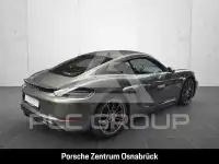 2022 Porsche Cayman