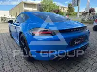 2022 Porsche Cayman