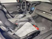 2022 Porsche Cayman