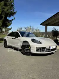 2022 Porsche Panamera