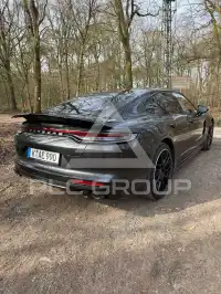 2022 Porsche Panamera