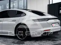 2022 Porsche Panamera