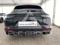 2022 Porsche Panamera