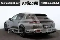 2022 Porsche Panamera