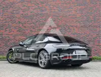 2022 Porsche Panamera