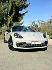 2022 Porsche Panamera