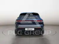 2022 Porsche MACAN