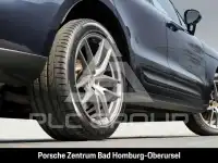 2022 Porsche MACAN