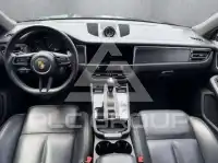 2022 Porsche MACAN
