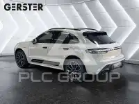 2022 Porsche MACAN