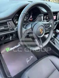 2022 Porsche MACAN